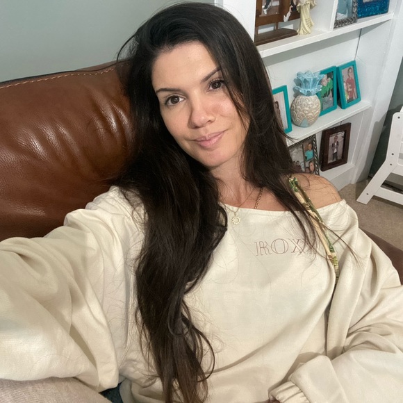 Meet your Posher, Amanda - Picture 2 of 7